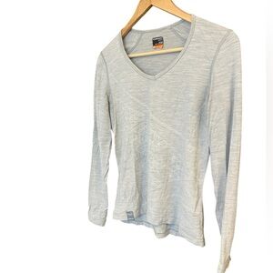 Icebreaker M merino base layer Gray V-Neck Long Sleeve Top